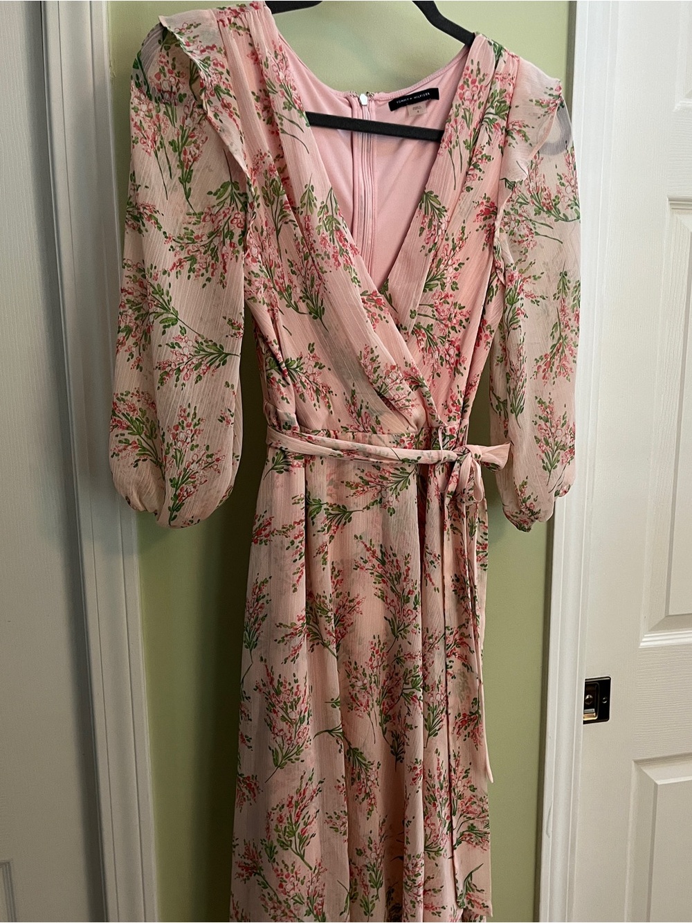 Tommy Hilfiger- Pink Floral Maxi Dress - Feminine V-Neck